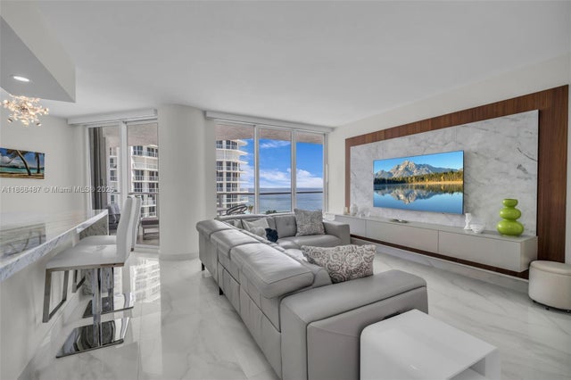 3 of 86 - 16445 Collins Ave 925, Sunny Isles Beach, FL