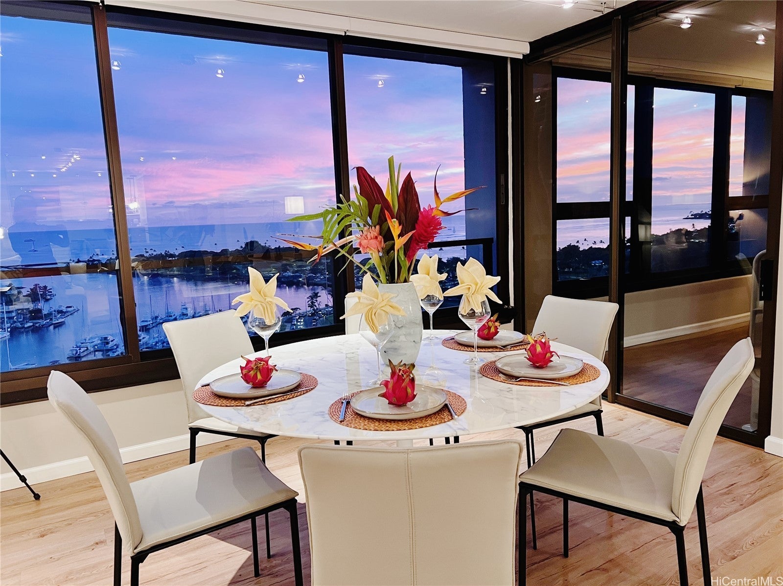 Photo of Listing #202519427