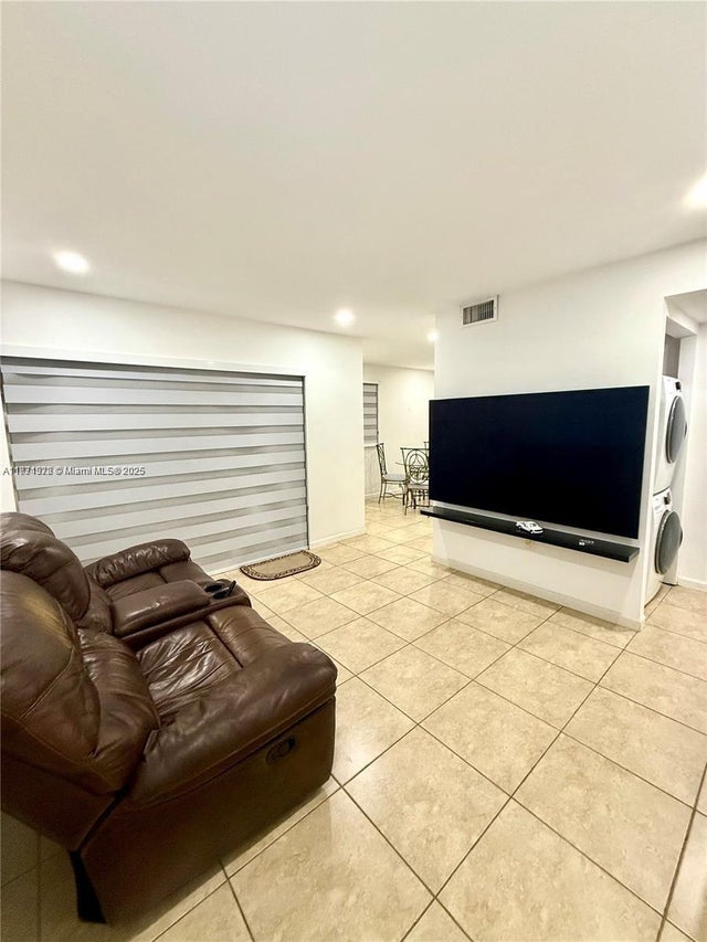 5 of 11 - 13151 Sw 62nd Ter 103, Miami, FL