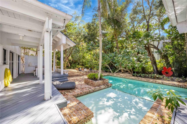 2 of 36 - 5600 Oakwood Ln, Coral Gables, FL