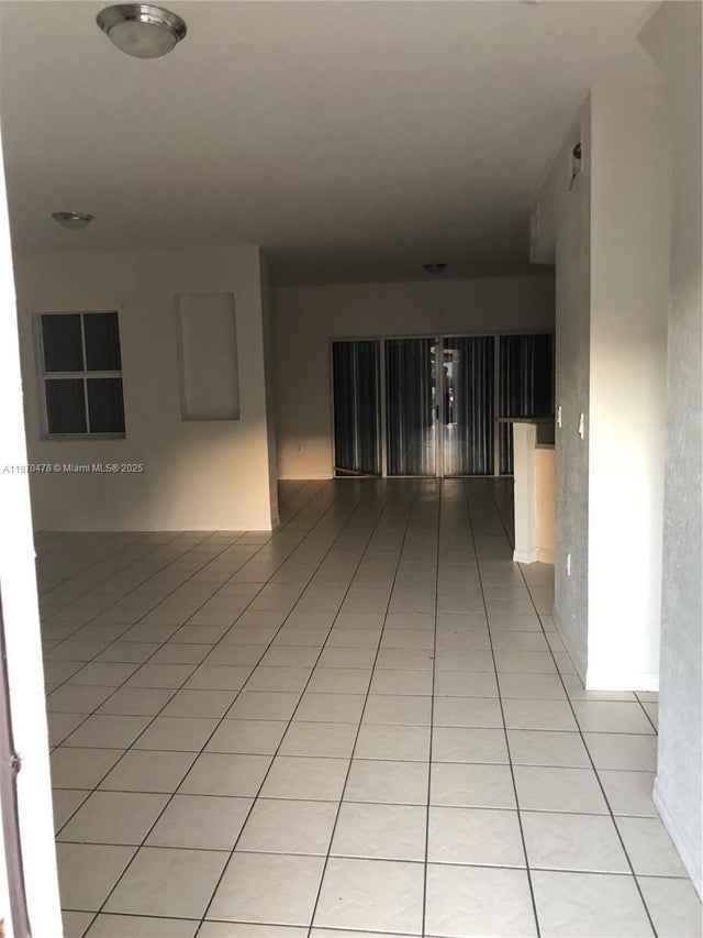 5 of 13 - 855 Sw 6th Ct, Florida City, FL