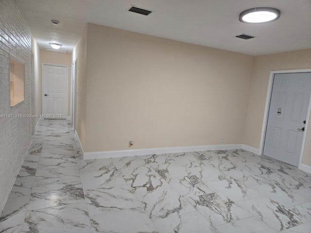 4 of 10 - 6751 Meade St, Hollywood, FL