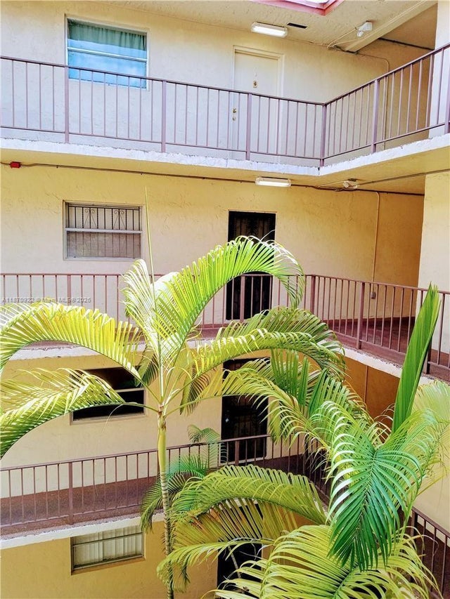 2 of 6 - 11925 Ne 2nd Ave B309, North Miami, FL