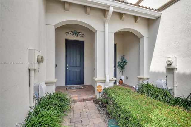 3 of 40 - 1119 Vermilion Dr, Lake Worth, FL