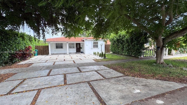 3911 Sw 61st Ave, Miami