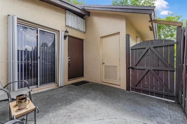 2 of 42 - 137 Essex Rd 3-28, Hollywood, FL