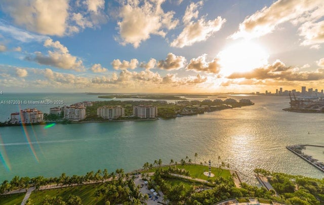 3 of 34 - 300 S Pointe Dr 3502, Miami Beach, FL