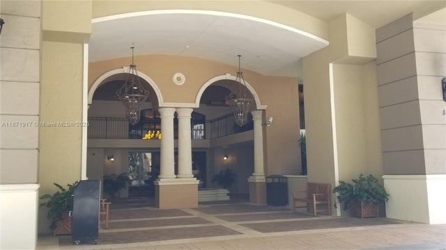 5 of 29 - 888 S Douglas Rd 1213, Coral Gables, FL