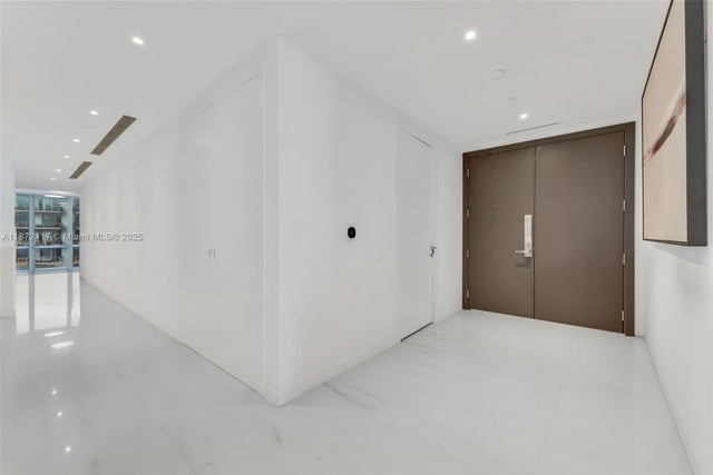 2 of 24 - 300 Biscayne Boulevard Way 4104c, Miami, FL