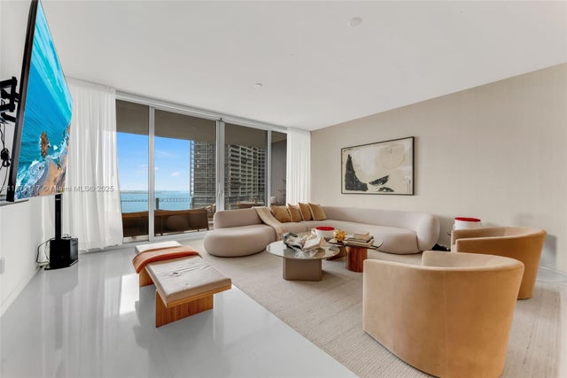 3 of 24 - 300 Biscayne Boulevard Way 4104c, Miami, FL