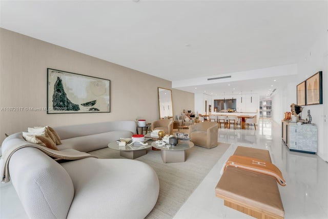 5 of 24 - 300 Biscayne Boulevard Way 4104c, Miami, FL