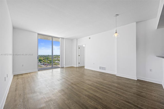 1 of 26 - 140 S Dixie Hwy 835, Hollywood, FL