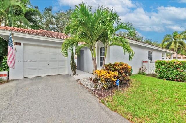 4 of 36 - 1361 Seagrape Cir, Weston, FL