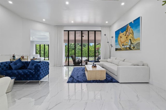 4 of 46 - 2612 Sw 143rd Ave, Miami, FL