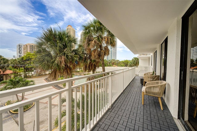 1 of 17 - 210 174th St 312, Sunny Isles Beach, FL