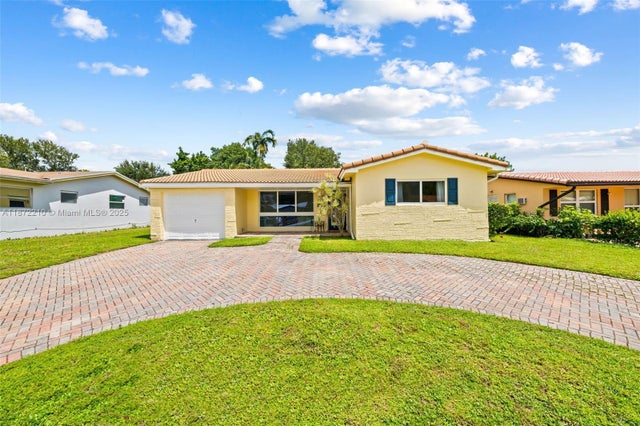 3 of 20 - 1925 N 39th Ave, Hollywood, FL