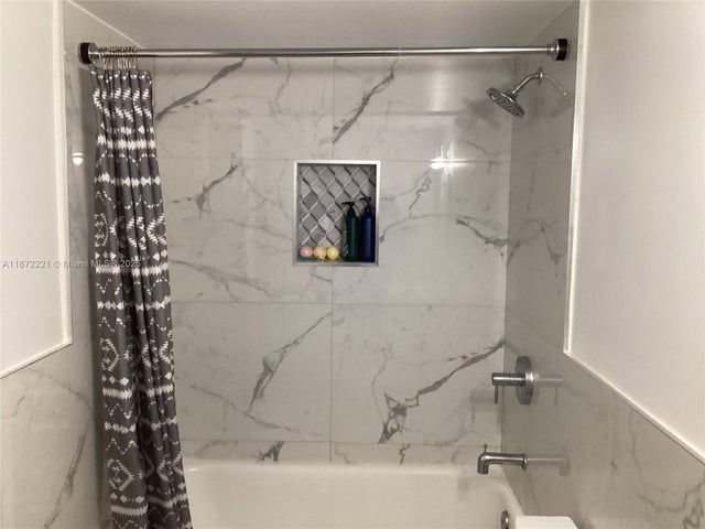 4 of 9 - 8350 Sands Point Blvd E201, Tamarac, FL