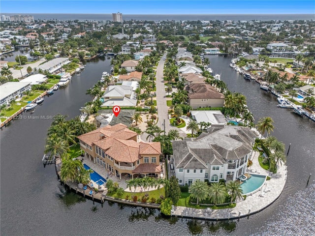 1 of 5 - 2321 Ne 35th St, Lighthouse Point, FL