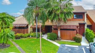 Photo of Listing #A11869564