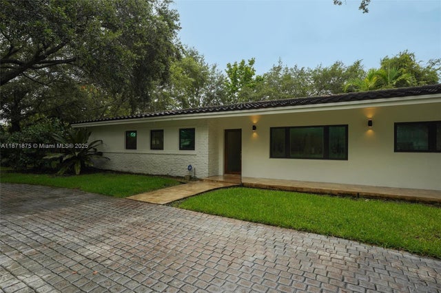 3 of 51 - 6230 Sw 112th St, Pinecrest, FL