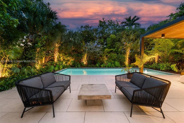 2 of 26 - 175 Nw 44th St, Miami, FL