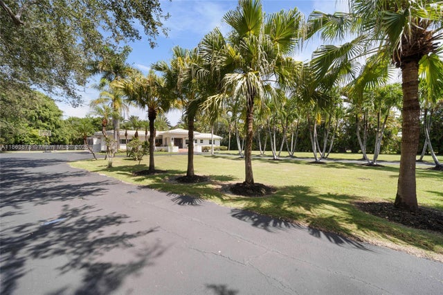 5 of 40 - 6125 Sw 109th St, Pinecrest, FL