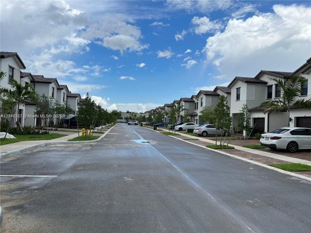 3 of 22 - 245 Sw 159 Court, Pembroke Pines, FL