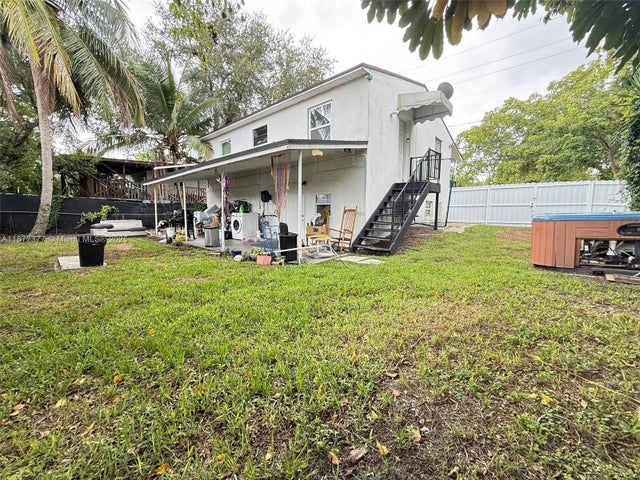 3 of 3 - 707 Sw 8th Ave, Hallandale Beach, FL