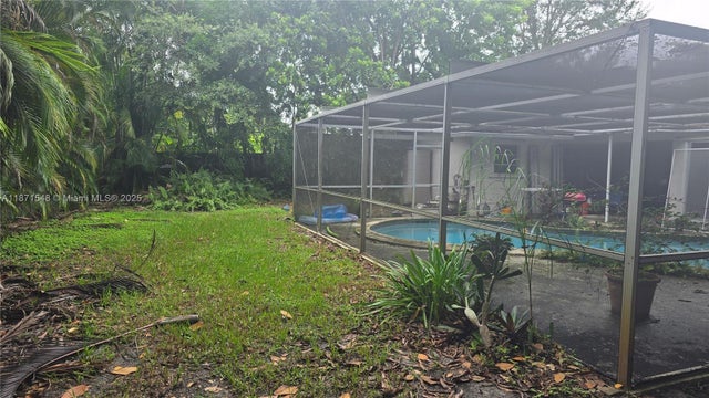 5 of 7 - 5420 Pierce St, Hollywood, FL