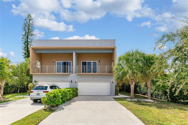 2 of 35 - 1123 Ne 23rd Ter, Pompano Beach, FL