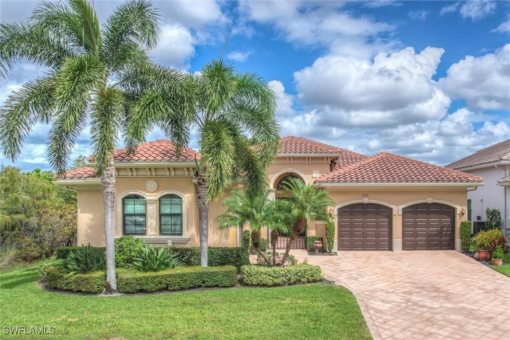 3200 Atlantic Cir, Naples
