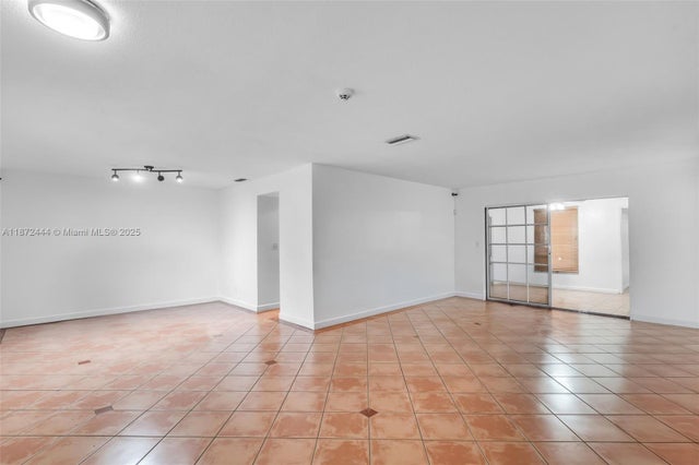 5 of 35 - 4801 Harrison St, Hollywood, FL
