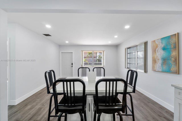 4 of 27 - 35 Sw 50 Ave, Miami, FL
