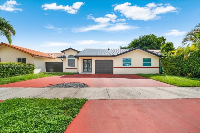 1 of 52 - 1025 Nw 128th Ct, Miami, FL