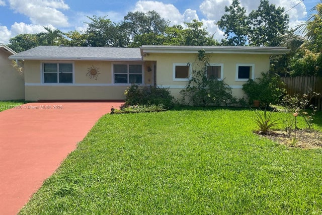 2 of 28 - 1960 Sw 28th Way, Fort Lauderdale, FL