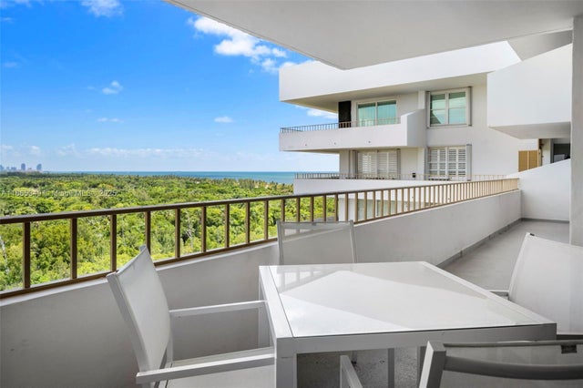 3 of 33 - 155 Ocean Lane Dr 1104, Key Biscayne, FL