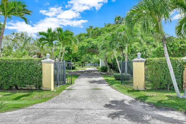 3 of 36 - 9340 Sw 174th St, Palmetto Bay, FL