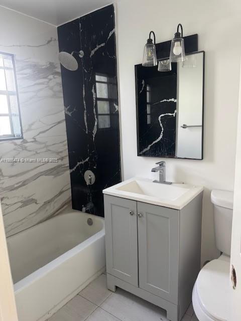 5 of 9 - 1258 Marseille Dr 2, Miami Beach, FL