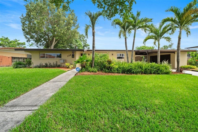 5 of 33 - 138 W 52nd St, Hialeah, FL