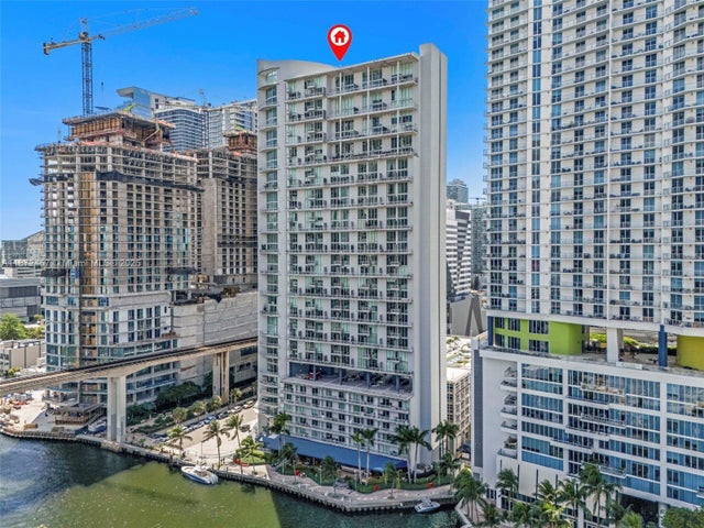 1 of 17 - 690 Sw 1st Ct 2710, Miami, FL