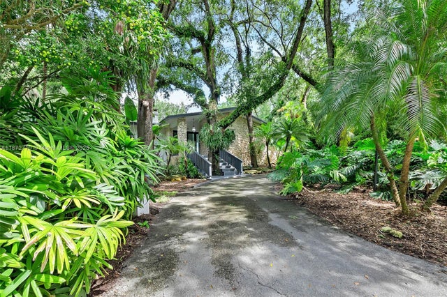 1 of 25 - N/A, Pinecrest, FL