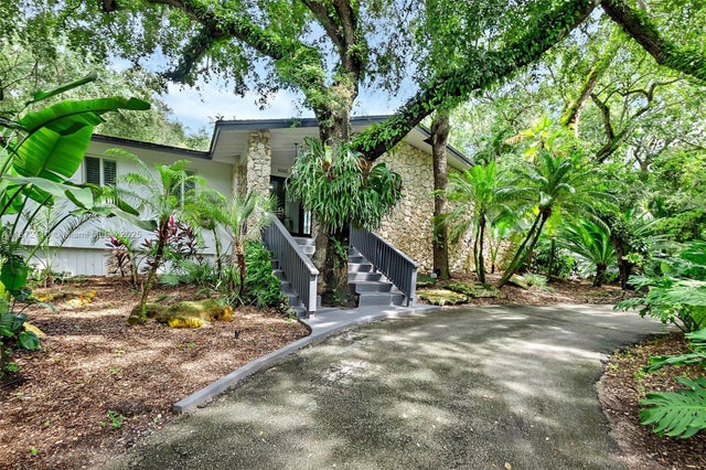 2 of 25 - N/A, Pinecrest, FL