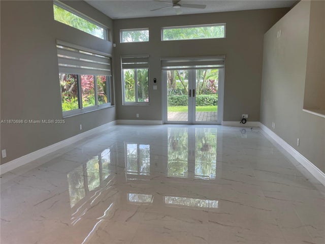 5 of 35 - 10101 Nw 5th St, Plantation, FL