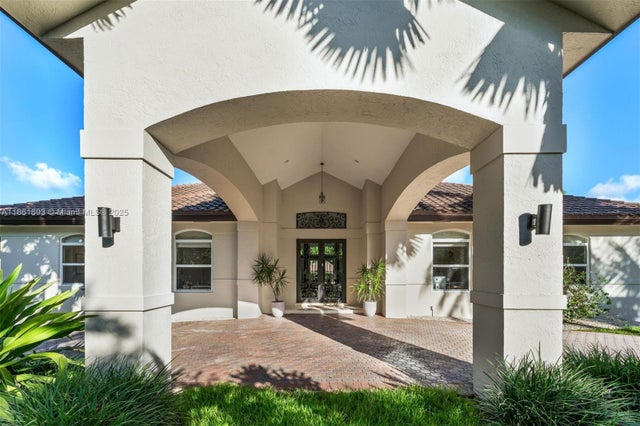 1 of 65 - 12801 Old Cutler Rd, Pinecrest, FL