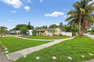 Photo of Listing #A11870855