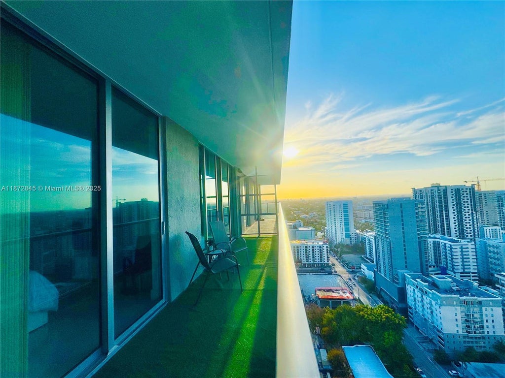 79 Sw 12th St 3211-s, Miami