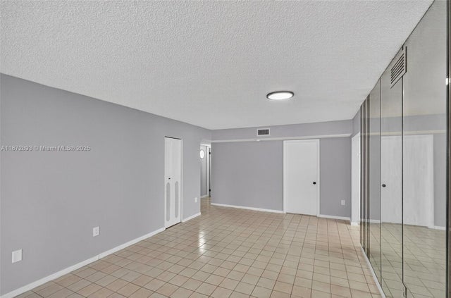 2 of 54 - 2924 Collins Avenue 501, Miami Beach, FL