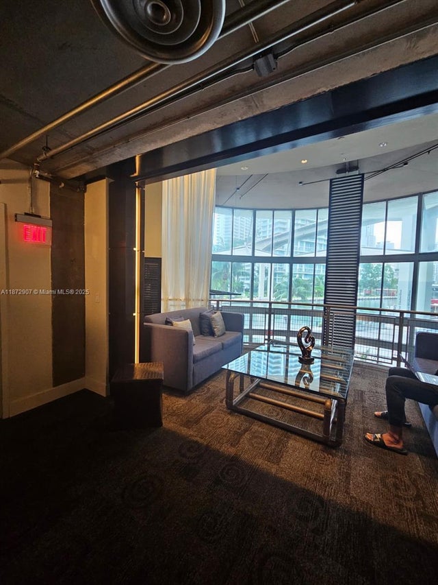 3 of 55 - 690 Sw 1st Ct 2515, Miami, FL