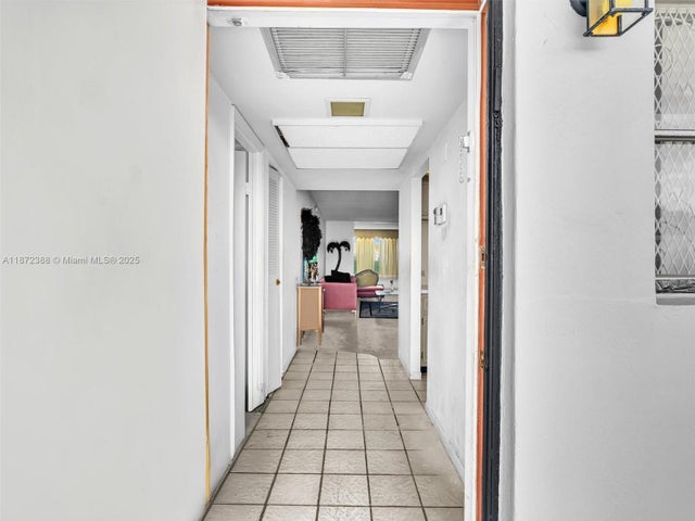 3 of 32 - 445 Ne 195th St 431, Miami, FL