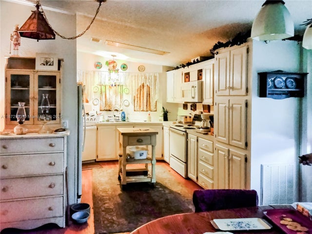 4 of 57 - 35250 Sw 177th Ct Lot 48, Homestead, FL